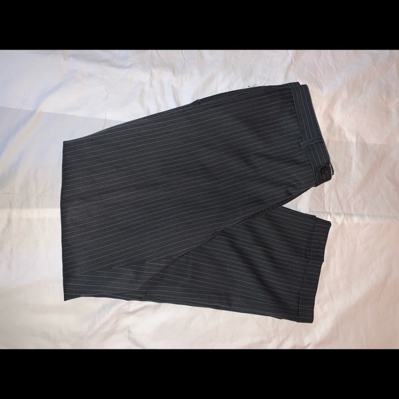 Tommy Hilfiger 2-Piece Blazer & Slacks - Picture 3 of 3